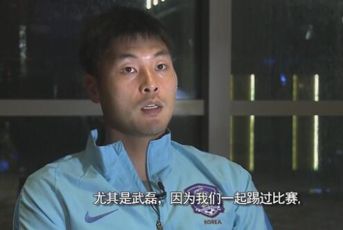 罗马诺指出，法兰克福租借曼联中场范德贝克半个赛季的交易已经敲定，这桩转会将很快官宣，范德贝克明年1月1日正式成为法兰克福球员。
